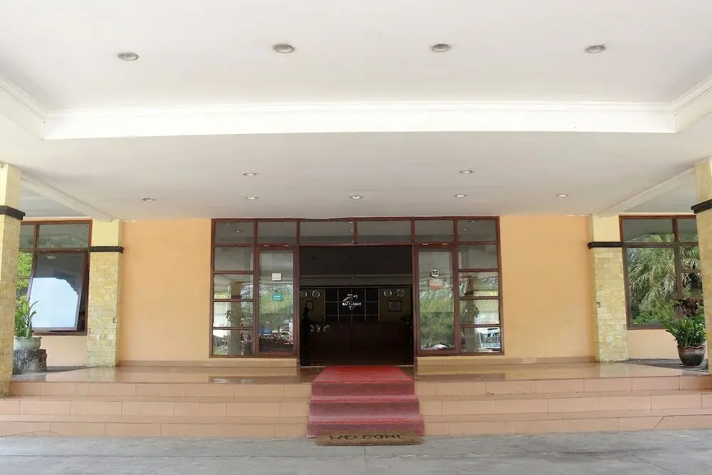 Бенгкулу: OYO 859 Raffles City Hotel