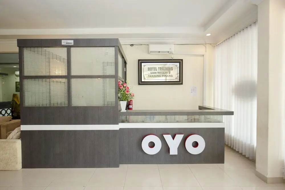 Танджунг Пинанг: OYO 1164 Edotel Mahligai By Smkn 2 Tanjung Pinang