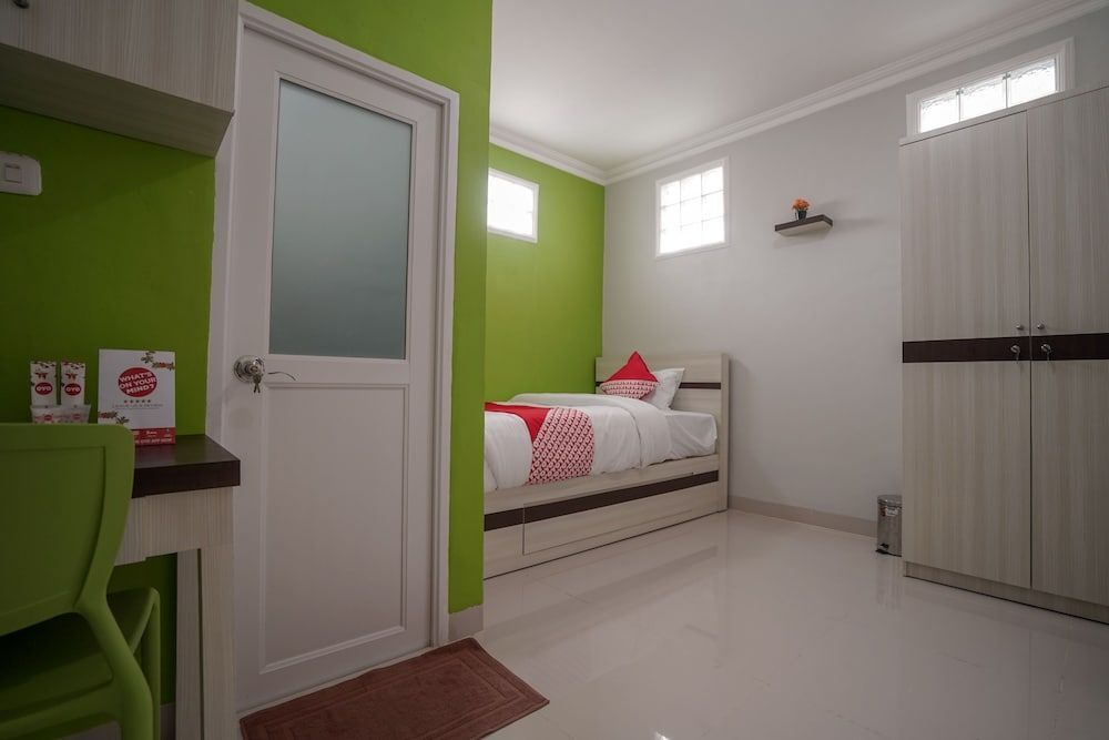 Палембанг: OYO 948 Vivi Residence Syariah Ii