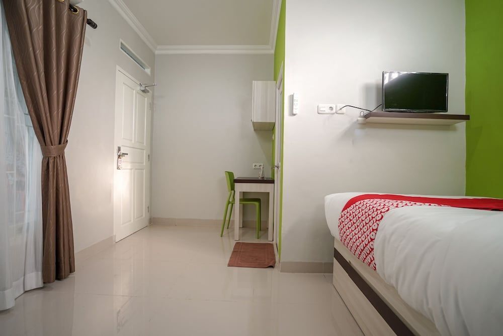 Палембанг: OYO 948 Vivi Residence Syariah Ii