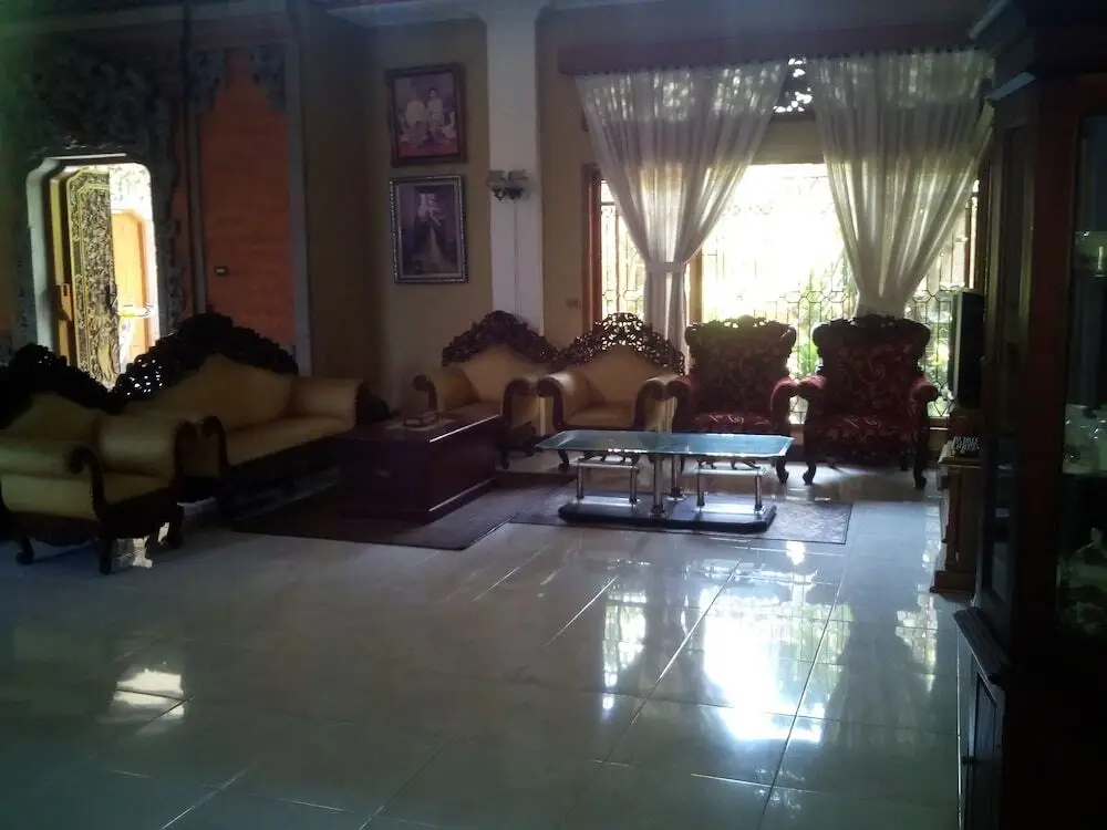 Денпасар: Dewas Bali