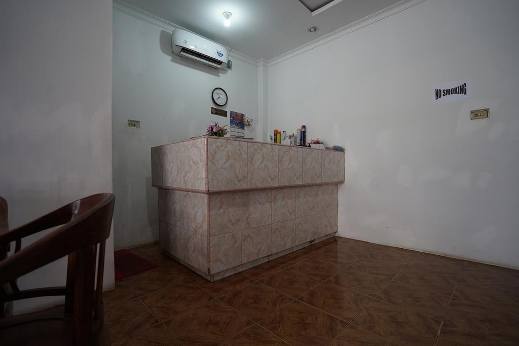Лубуклингау: OYO 1266 Green Palm Kostel Syariah
