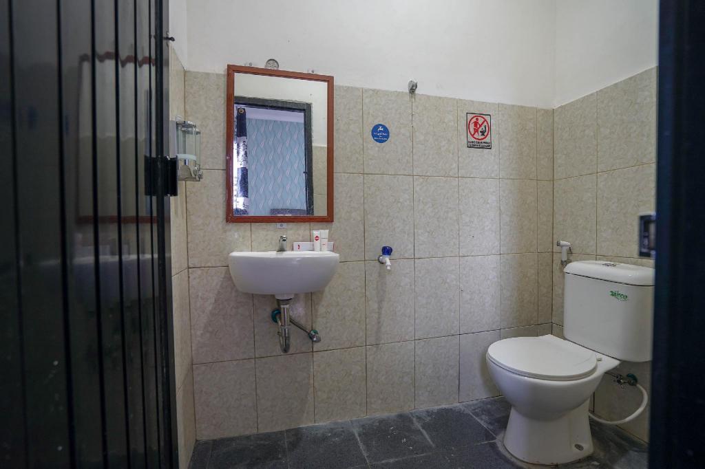 Лубуклингау: OYO 1266 Green Palm Kostel Syariah