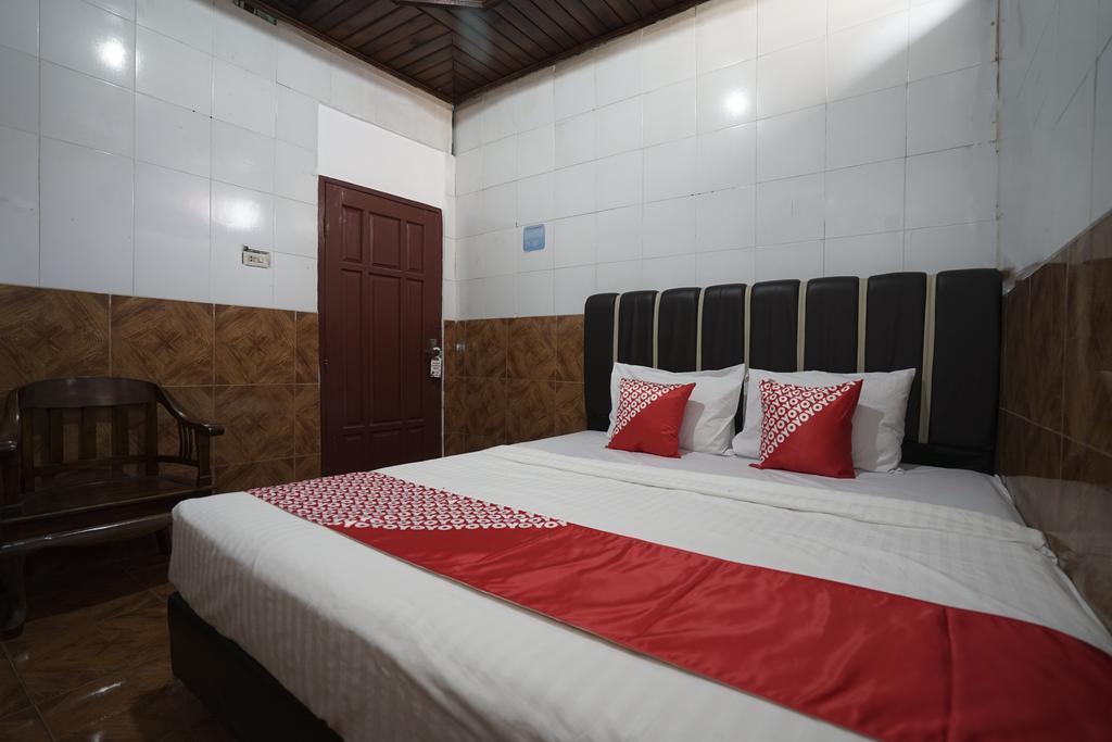 Лубуклингау: OYO 1266 Green Palm Kostel Syariah