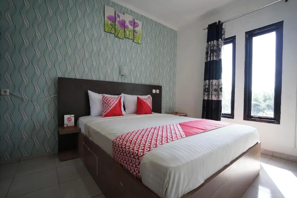Лубуклингау: OYO 1266 Green Palm Kostel Syariah