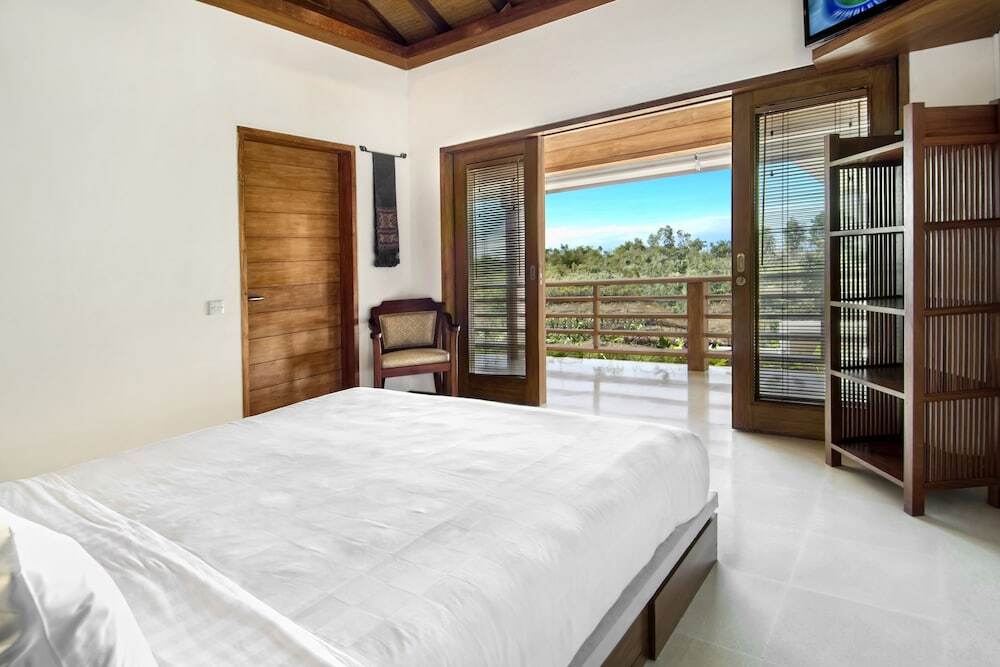 Унгасан: Villa Champa