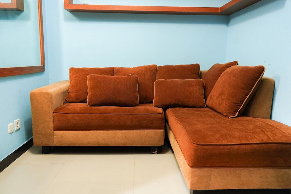 Джакарта: 1BR Apartment at Marbella Kemang Residence By Travelio