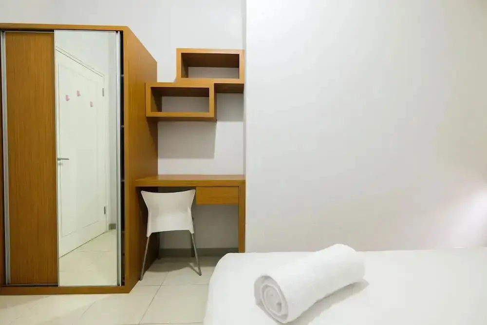 Тангеранг: 2BR Apartment at Silkwood Residence near Gading Serpong