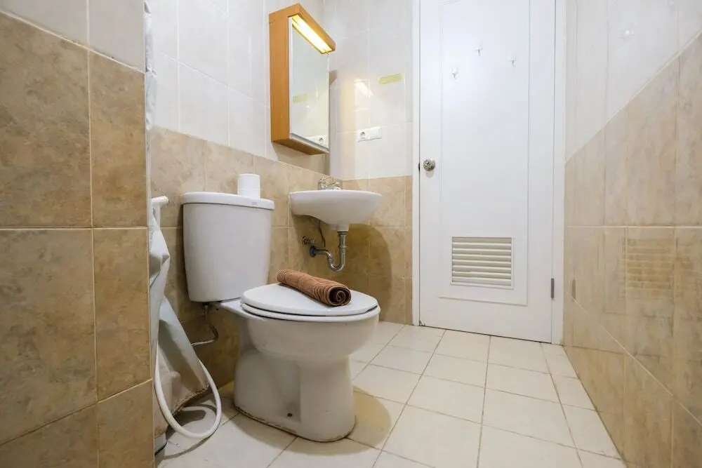 Тангеранг: 2BR Apartment at Silkwood Residence near Gading Serpong