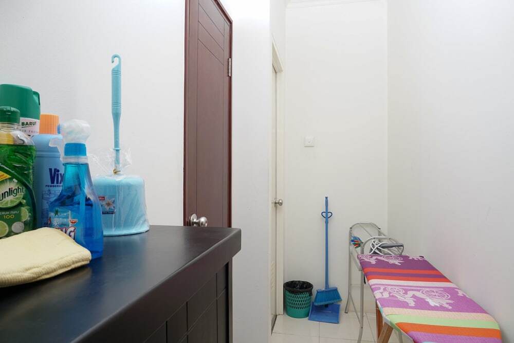 Джакарта: 2BR Apartment Seaview with Workspace at Mediterania Marina Ancol