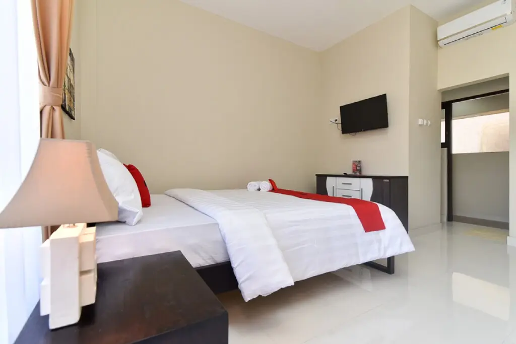 Кута: RedDoorz Plus near Jalan Imam Bonjol Denpasar