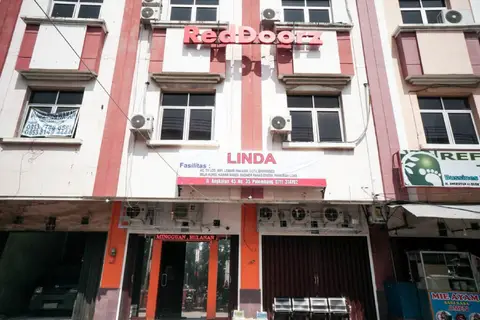 RedDoorz near Palembang Square Mall 2 — фото 1