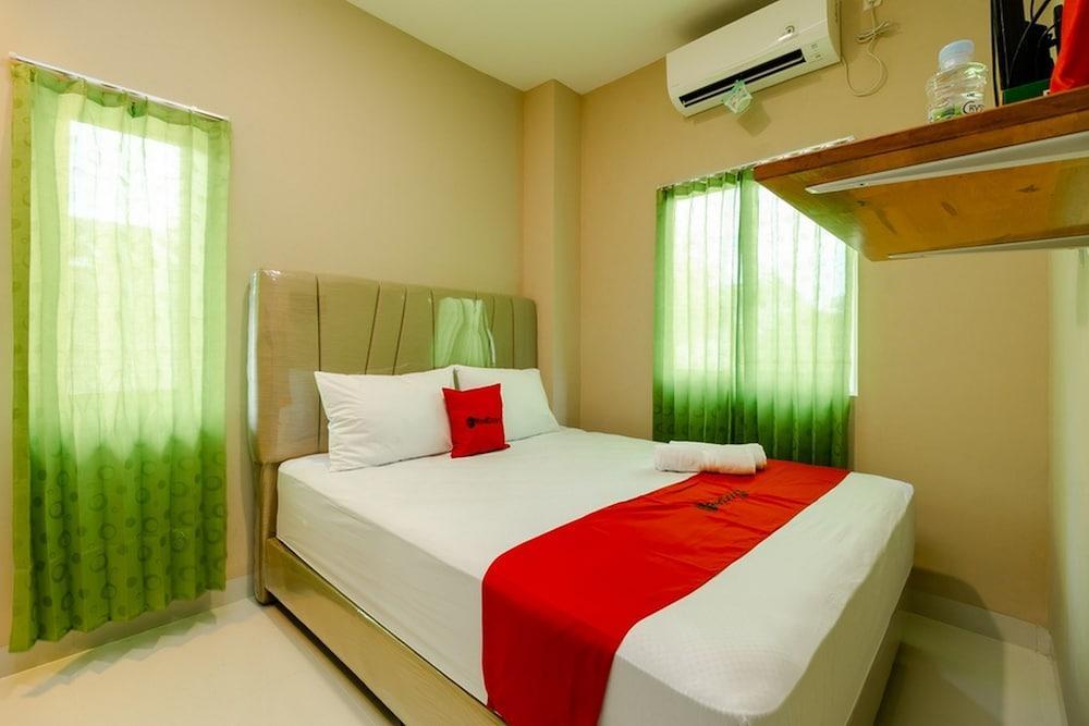 Банда-Ачех: RedDoorz Syariah @ Panglima Polem Aceh