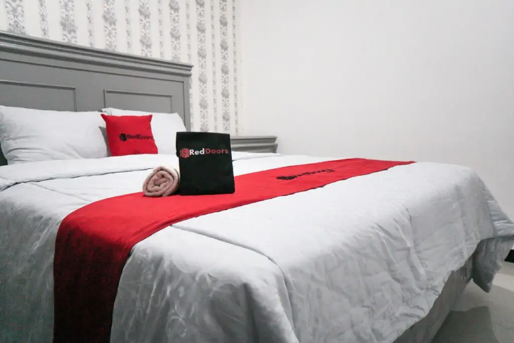 Маланг: RedDoorz Plus @ Tlogomas