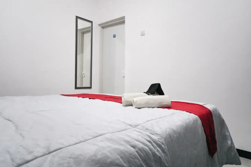 Маланг: RedDoorz Plus @ Tlogomas