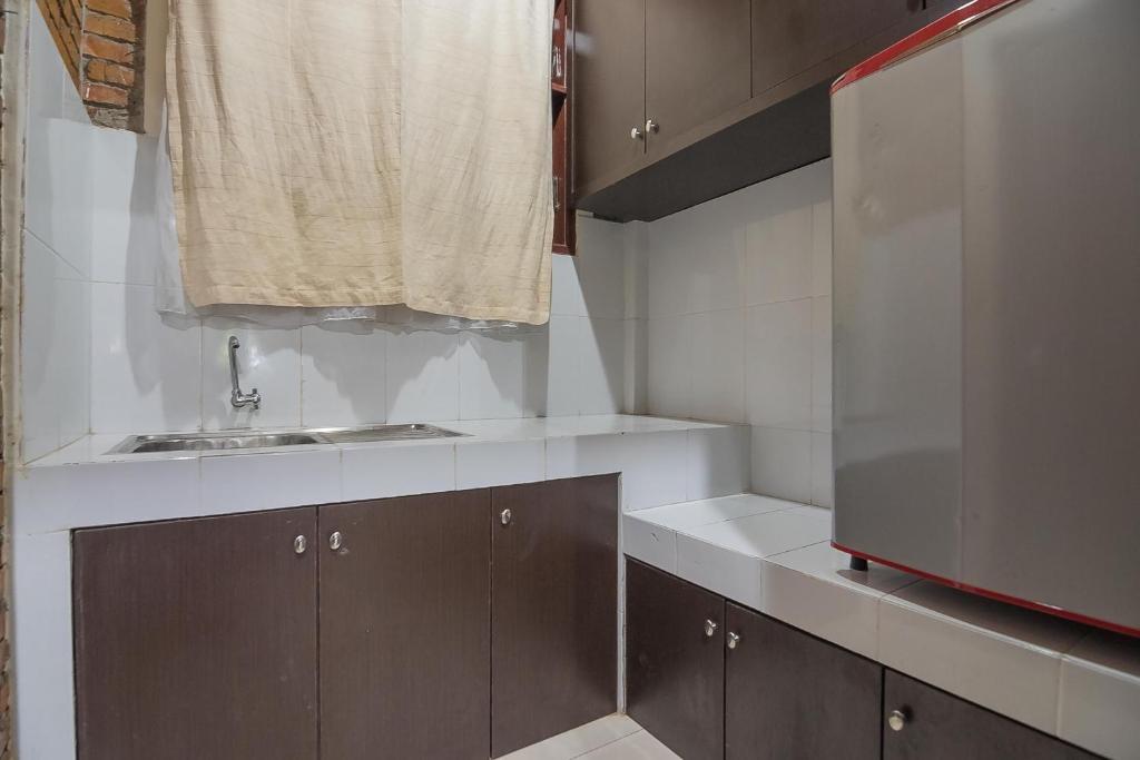 Медан: RedDoorz Plus near Cambridge City Square 2