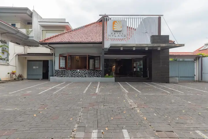 Бандунг: RedDoorz Plus @ Cipaganti Street 3