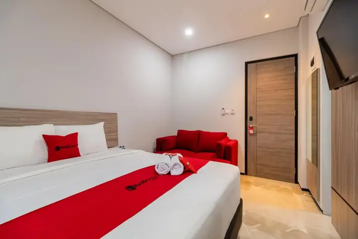 Джакарта: RedDoorz Plus near Senayan City