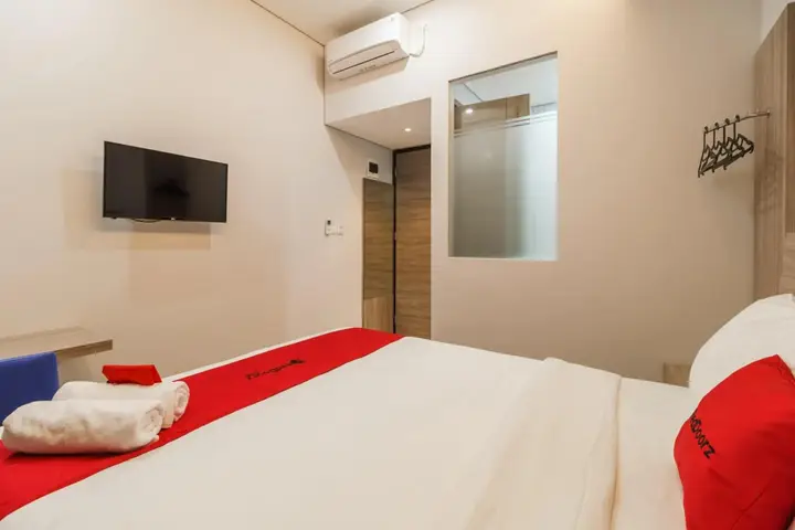 Джакарта: RedDoorz Plus near Senayan City