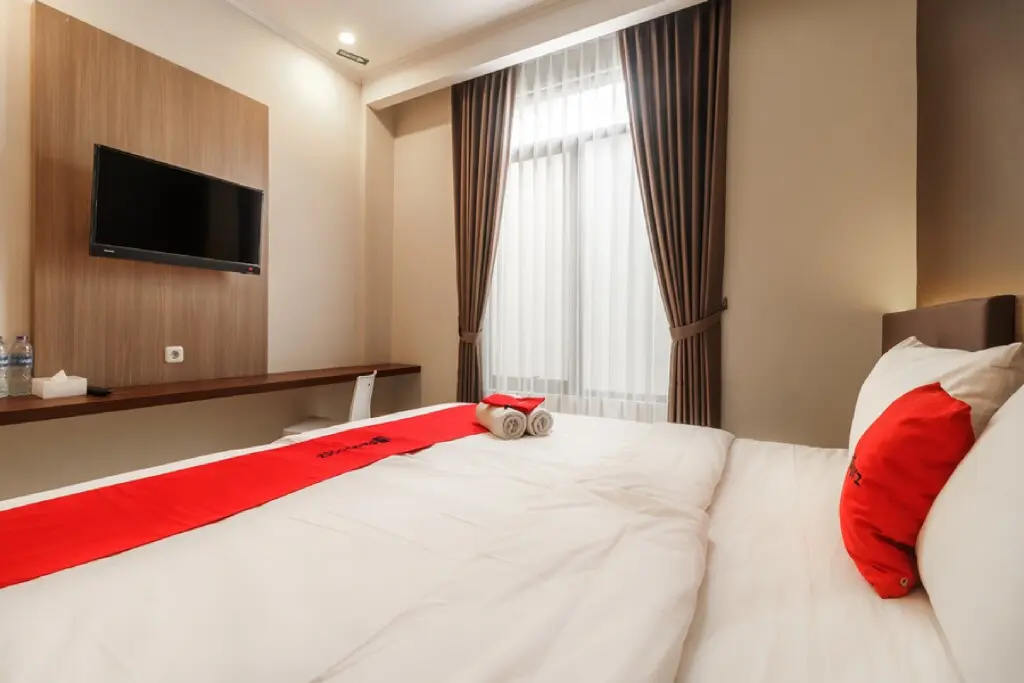 Джакарта: RedDoorz Plus near Lippo Mall Kemang 2