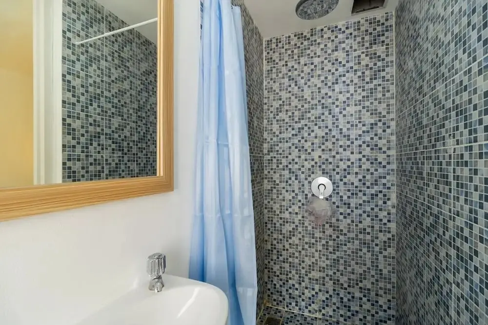 Тангеранг: RedDoorz Apartment @ Aeropolis Tangerang