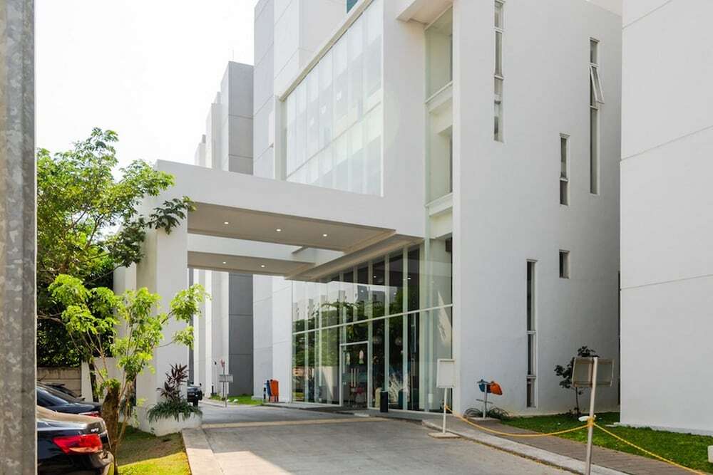 Тангеранг: RedDoorz Apartment @ Aeropolis Tangerang