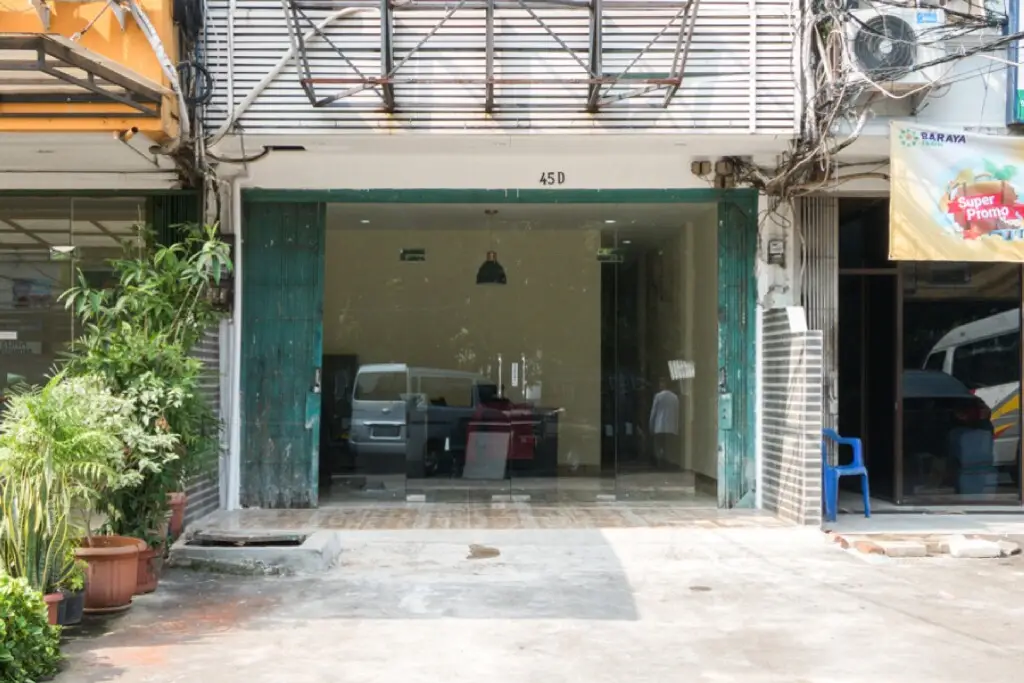 RedDoorz @ Tebet Barat 2 — фото 1