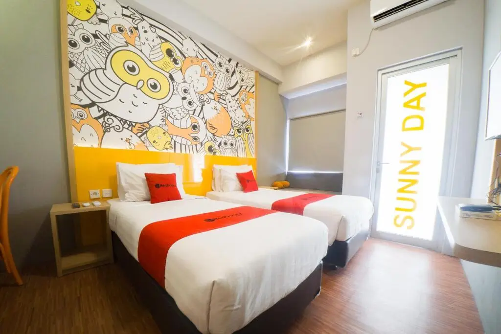Сурабая: RedDoorz Apartment near Bundaran Satelit Surabaya