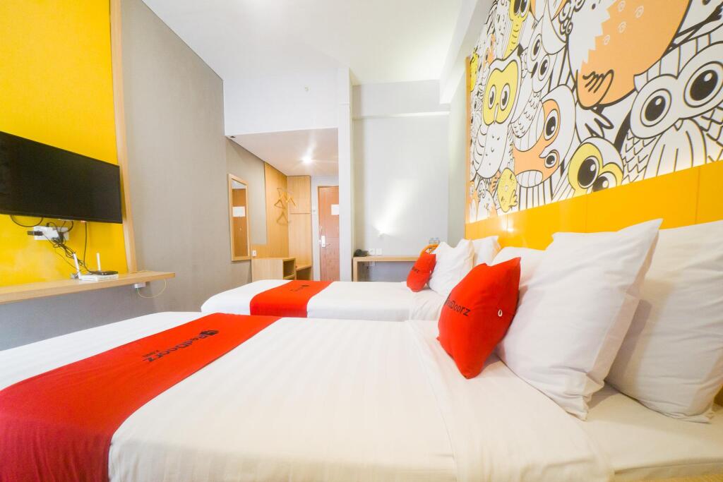 Сурабая: RedDoorz Apartment near Bundaran Satelit Surabaya