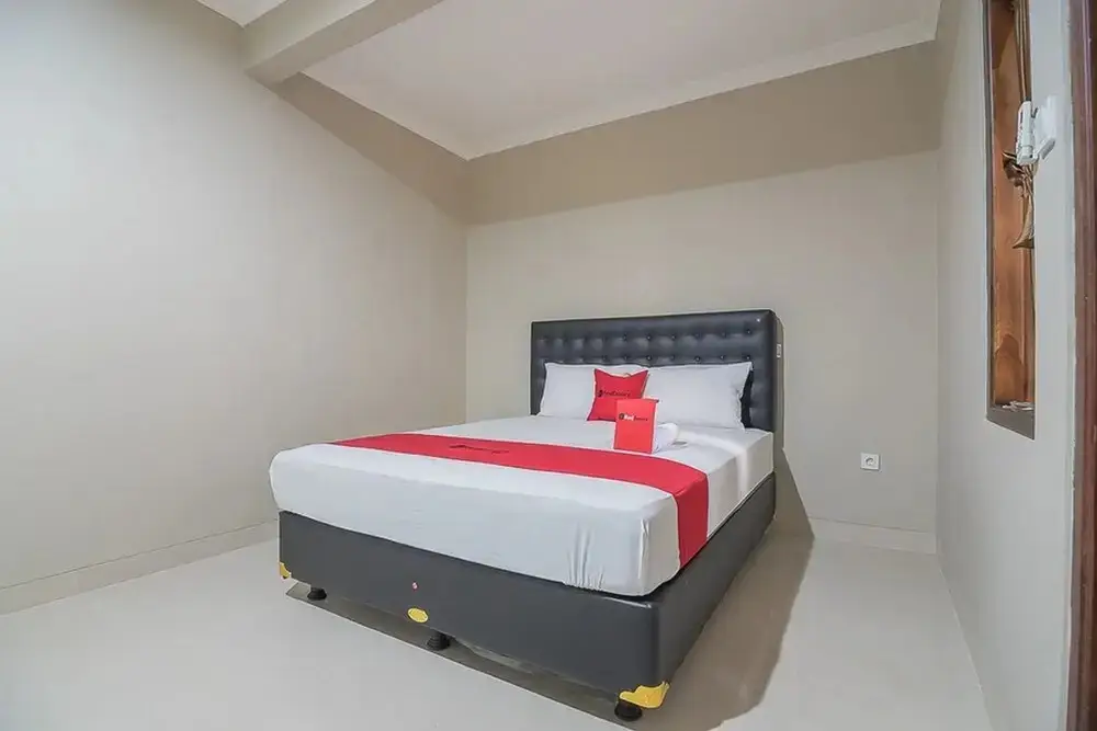 Джокьякарта: RedDoorz near Ambarukmo Yogyakarta 2
