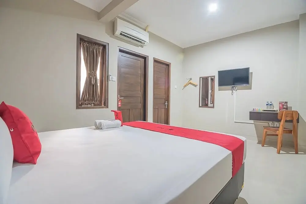 Джокьякарта: RedDoorz near Ambarukmo Yogyakarta 2