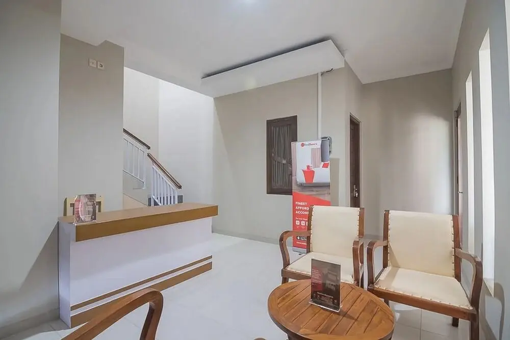 Джокьякарта: RedDoorz near Ambarukmo Yogyakarta 2