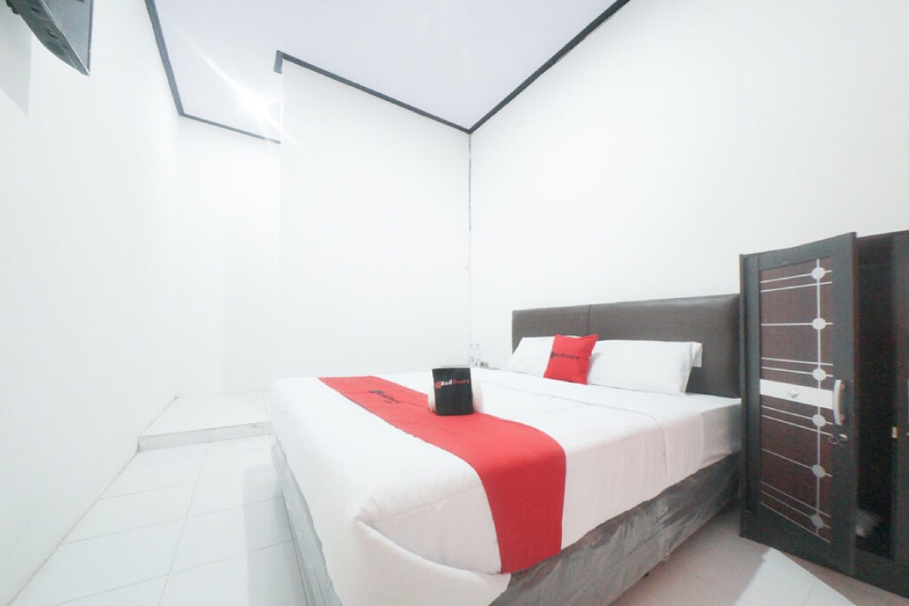 Баньюванги: RedDoorz Syariah near Mall Roxy Banyuwangi 2