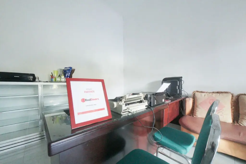 Баньюванги: RedDoorz Syariah near Mall Roxy Banyuwangi 2