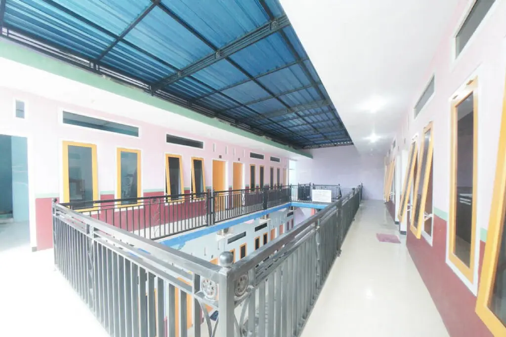 Баньюванги: RedDoorz Syariah near Mall Roxy Banyuwangi 2