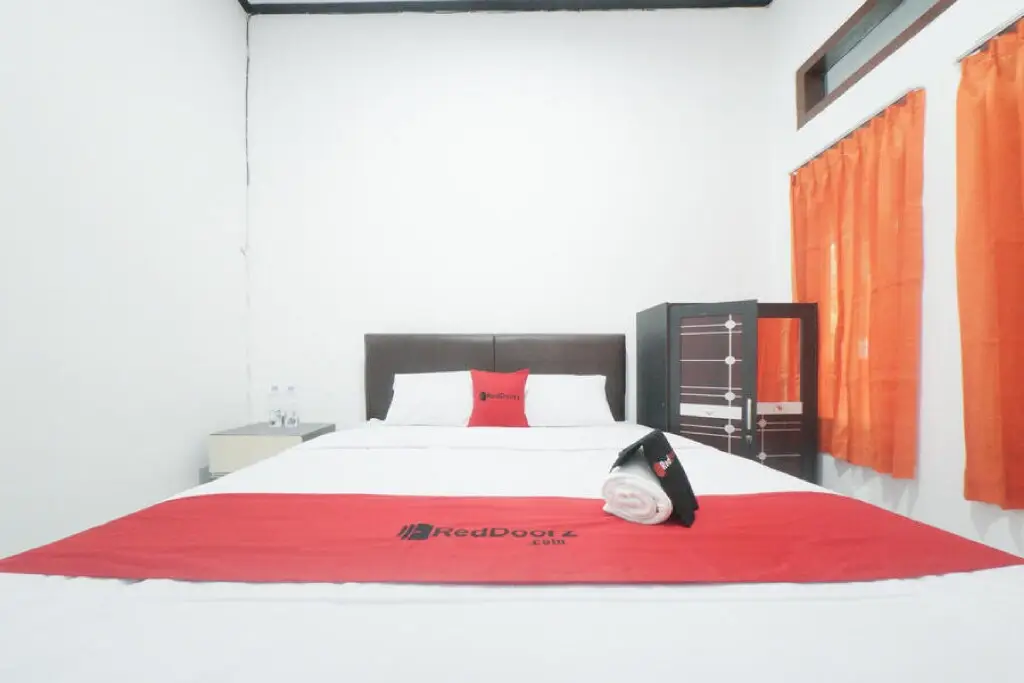 Баньюванги: RedDoorz Syariah near Mall Roxy Banyuwangi 2