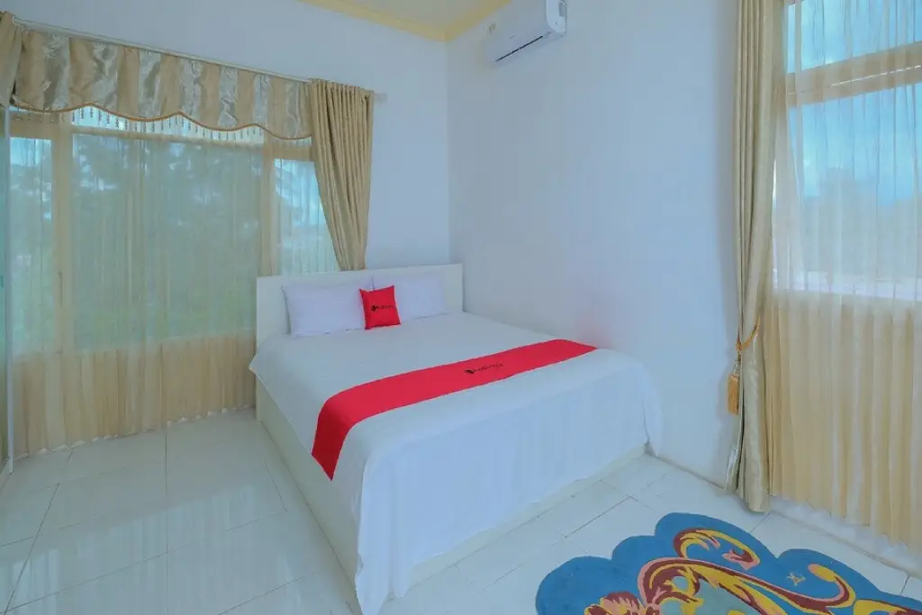 Банджанбару: RedDoorz Syariah near Museum Lambung Mangkurat 2