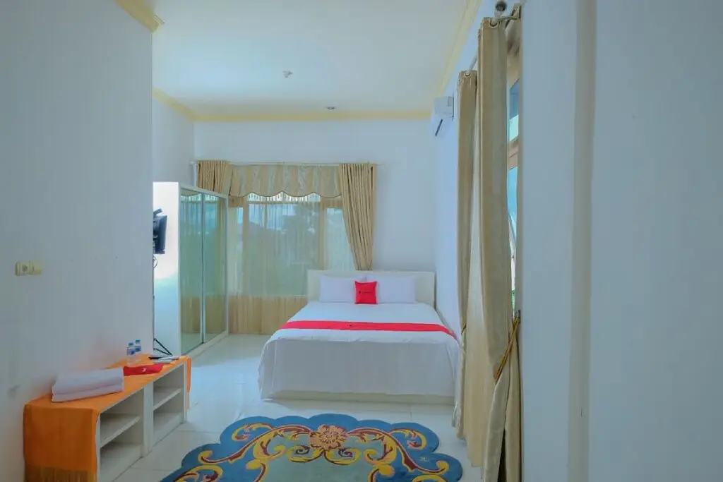 Банджанбару: RedDoorz Syariah near Museum Lambung Mangkurat 2