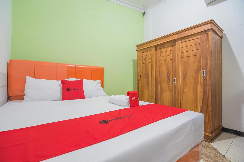 Бандунг: RedDoorz near Exit Toll Pasteur 3