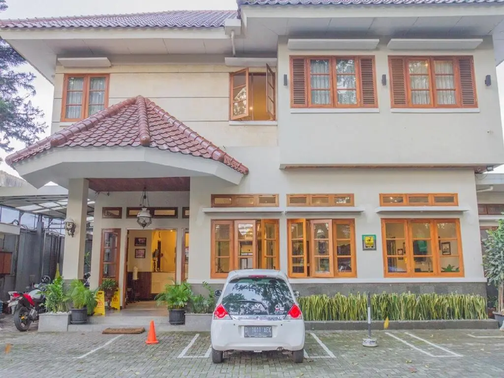 RedDoorz near Simpang Dago 2 — фото 1