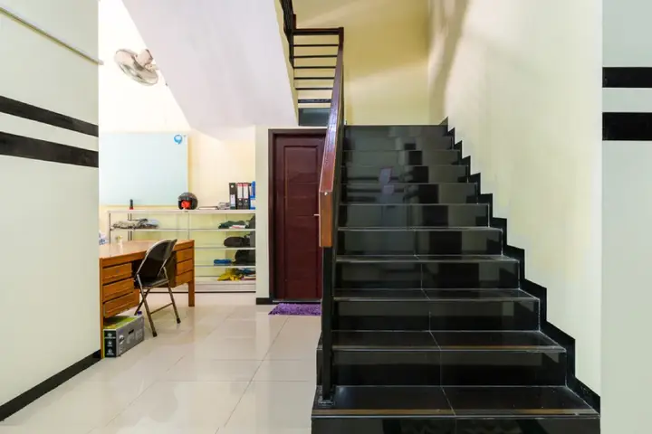 Сурабая: RedDoorz Syariah @ Ketintang Surabaya
