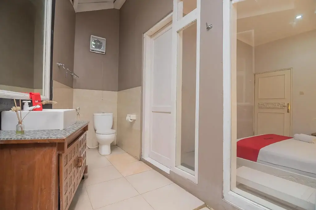 Бандунг: RedDoorz near UPI Setiabudi 2