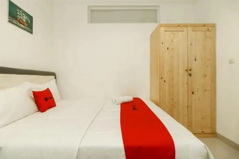 Джакарта: RedDoorz Syariah Plus near Pancoran 2
