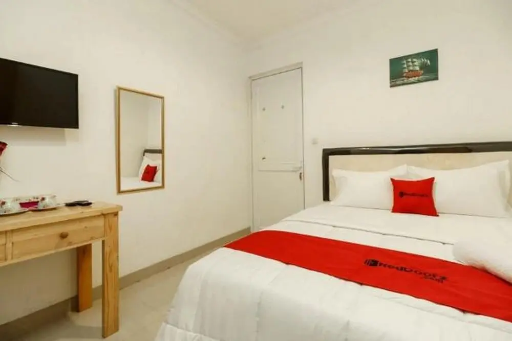 Джакарта: RedDoorz Syariah Plus near Pancoran 2