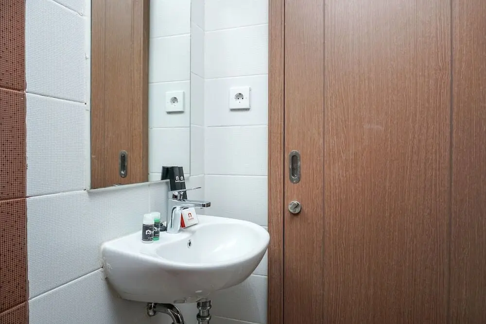 Джакарта: Brand New Studio Puri Orchard Apartment