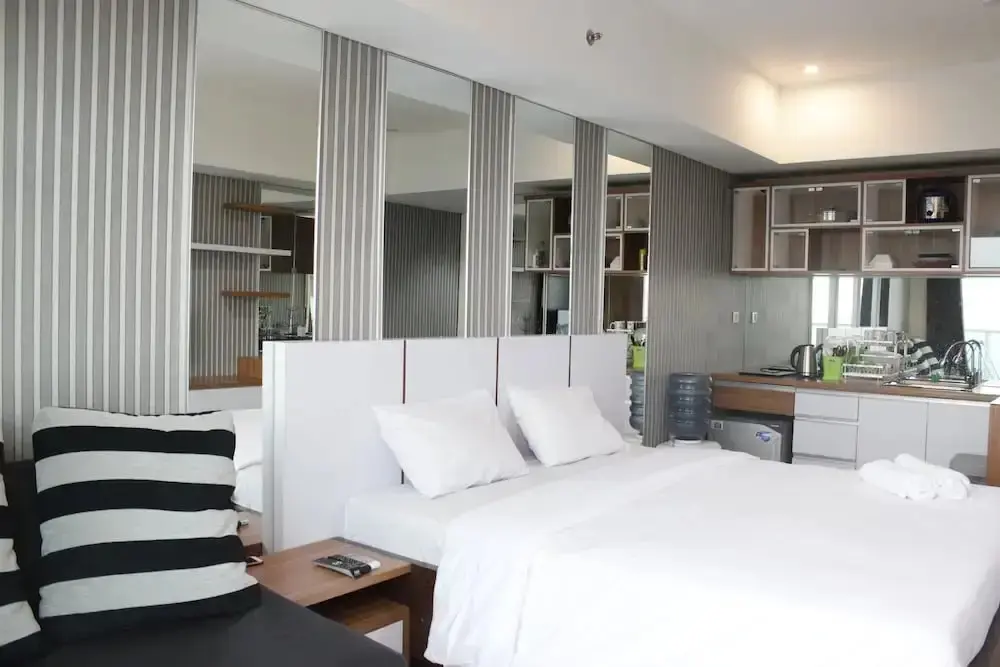 Бандунг: Bright Studio @ Tamansari La Grande Apartment