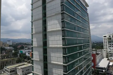 City View Studio Apartment at Tamansari La Grande — фото 1