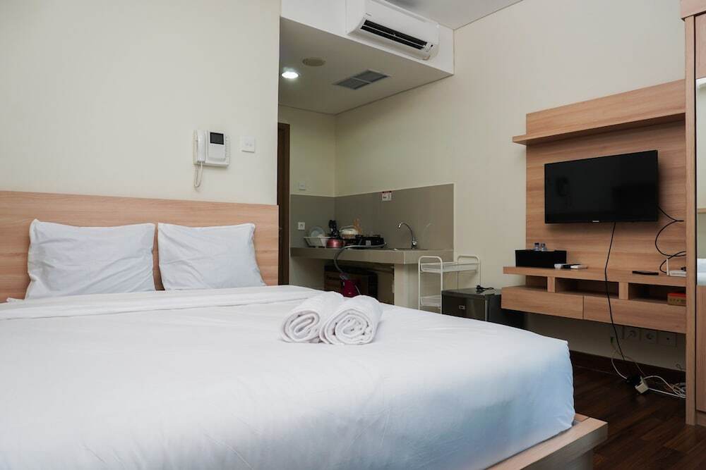 Джакарта: City View Studio Puri Orchard Apartment