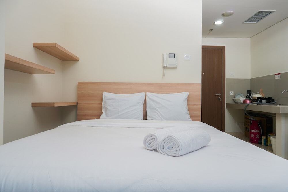 Джакарта: City View Studio Puri Orchard Apartment