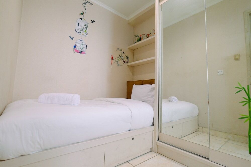 Джакарта: Classic 2BR City Home MOI Apartment